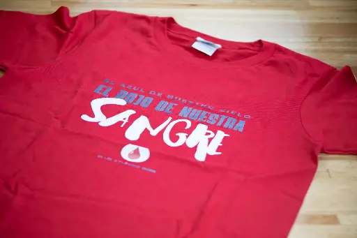 Remera "El Rojo Marca su Sangre"